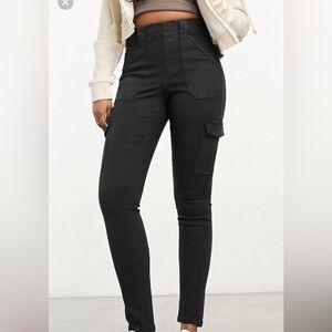 SPANX Gray Jogger Cargos, size medium, 32” inseam. Dark gray/washed black color.